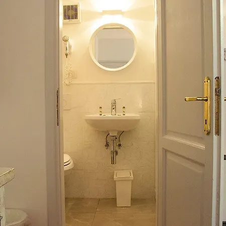 Bed & Breakfast Cosy House 3*