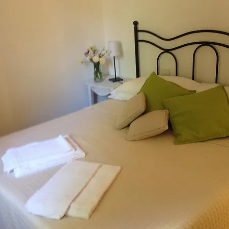 Bed & Breakfast Cosy House 3*